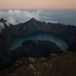 vue aérienne en drone Sommet volcan RInjani sur l'ile de lombok en Indonésie